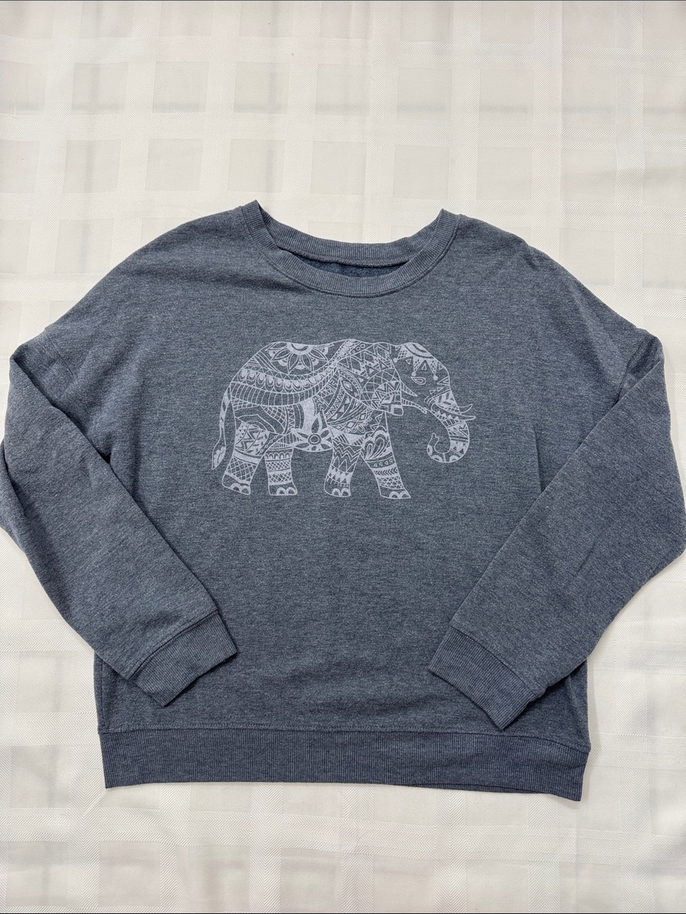 Zoe + Liv Heather Gray Blue Crewneck Sweatshirt with White Elephant Motif